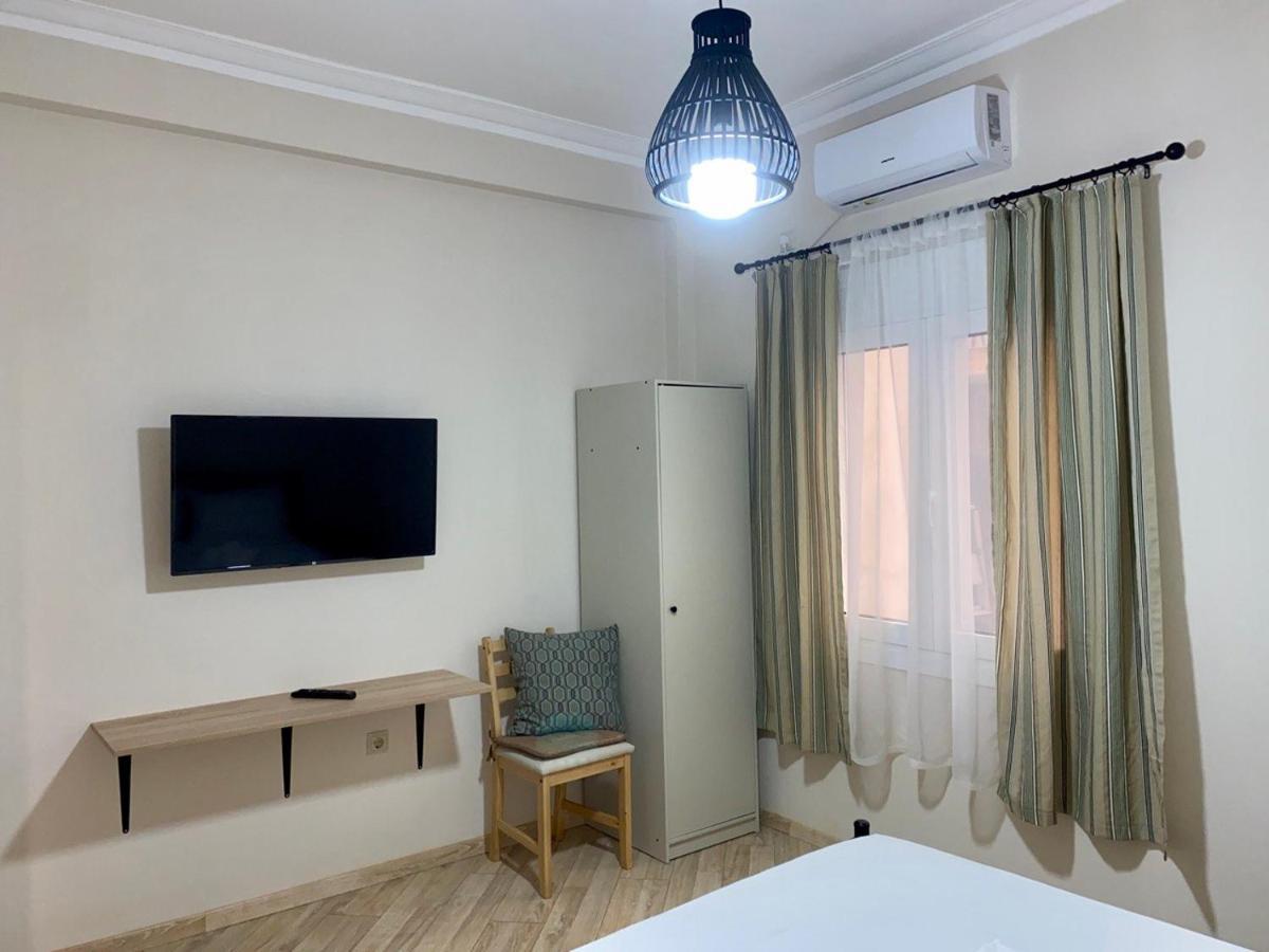 Appartamento A Modern Flat In The Centre Atene Esterno foto