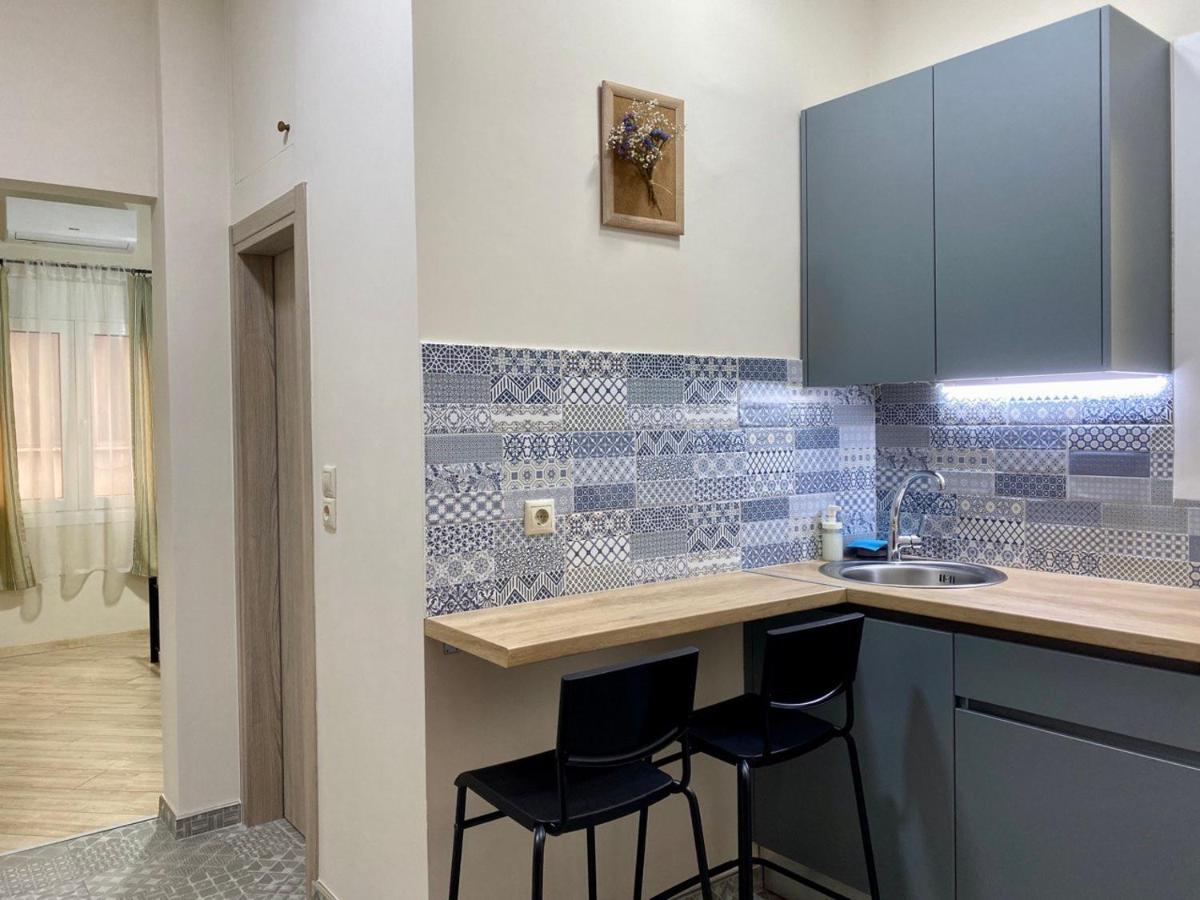 Appartamento A Modern Flat In The Centre Atene Esterno foto